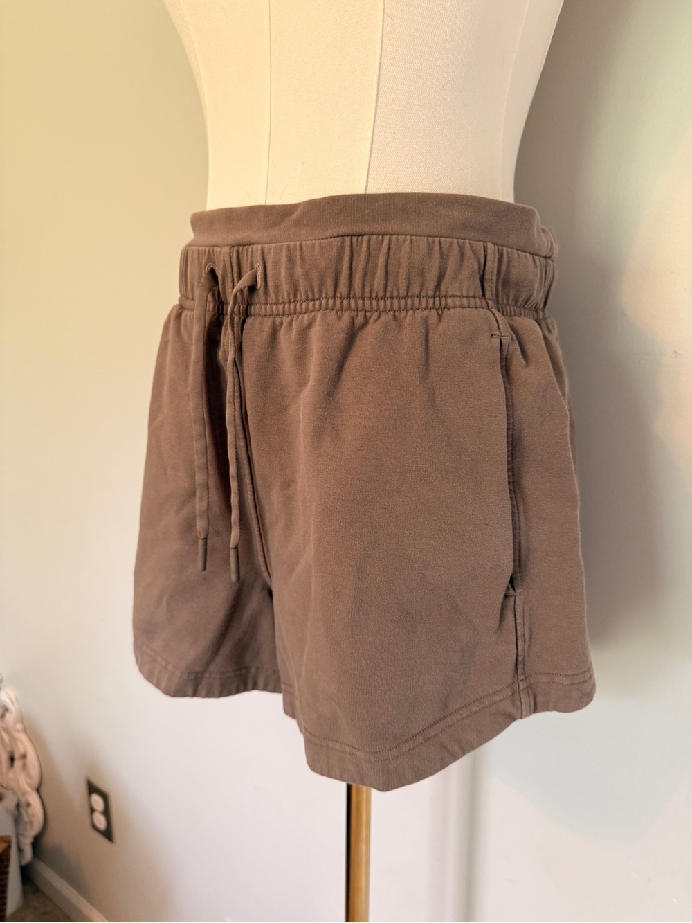 Lululemon Inner Glow Shorts - Picture 2 of 5